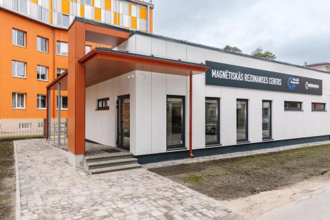 magnētiskā rezonanse